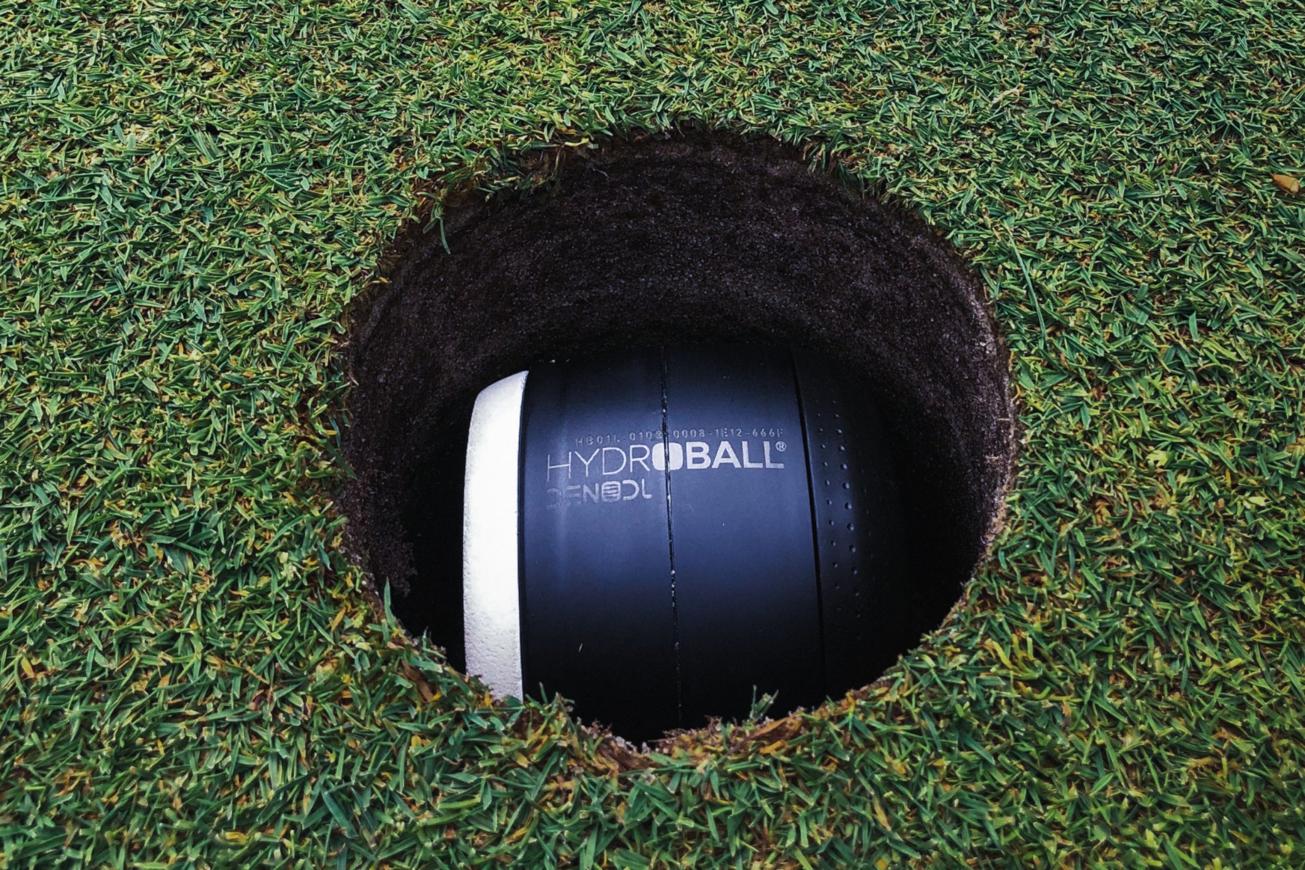 HYDROBALL instalovaný v trávníku
